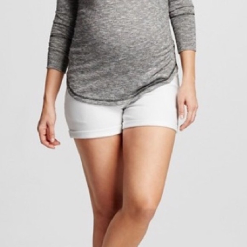 Liz Lange | Maternity High-Waisted White Shorts
